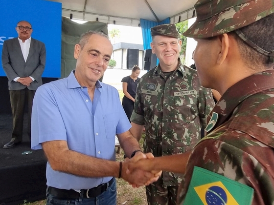 Gabriel Alves Pereira Júnior, diretor-presidente da Energisa MT, e o General de Brigada Kurt Everton Werberich