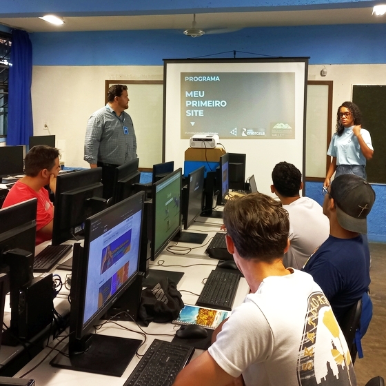 Alunos em sala de aula