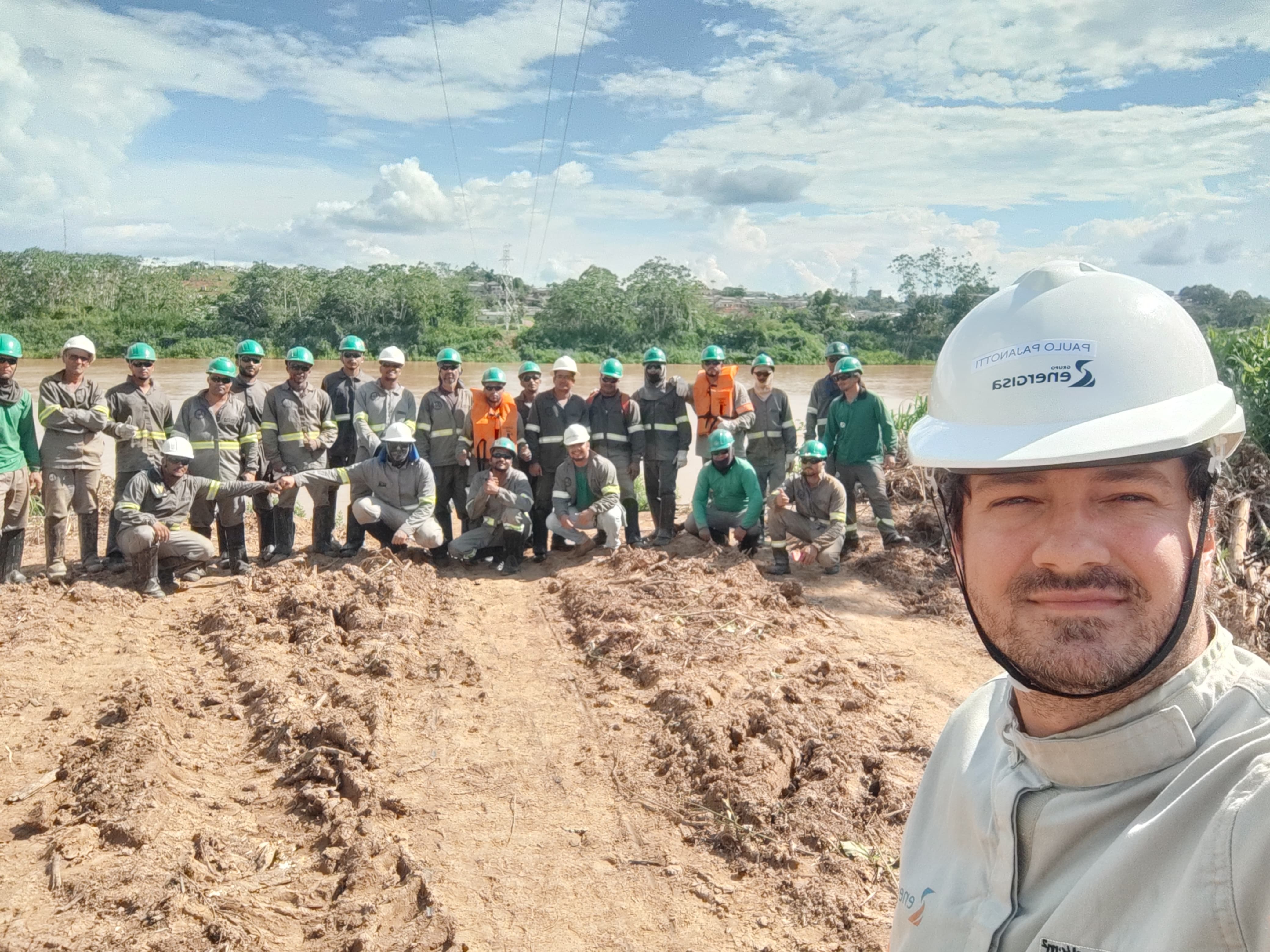 Equipe de campo ligado ao projeto de desligamento de termelétricas.