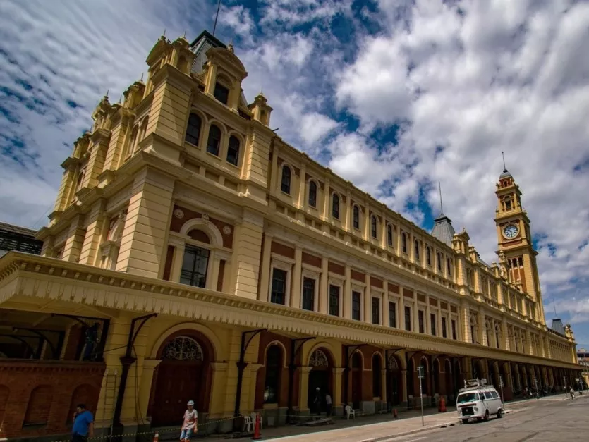 Fachada do Museu da Língua Portuguesa